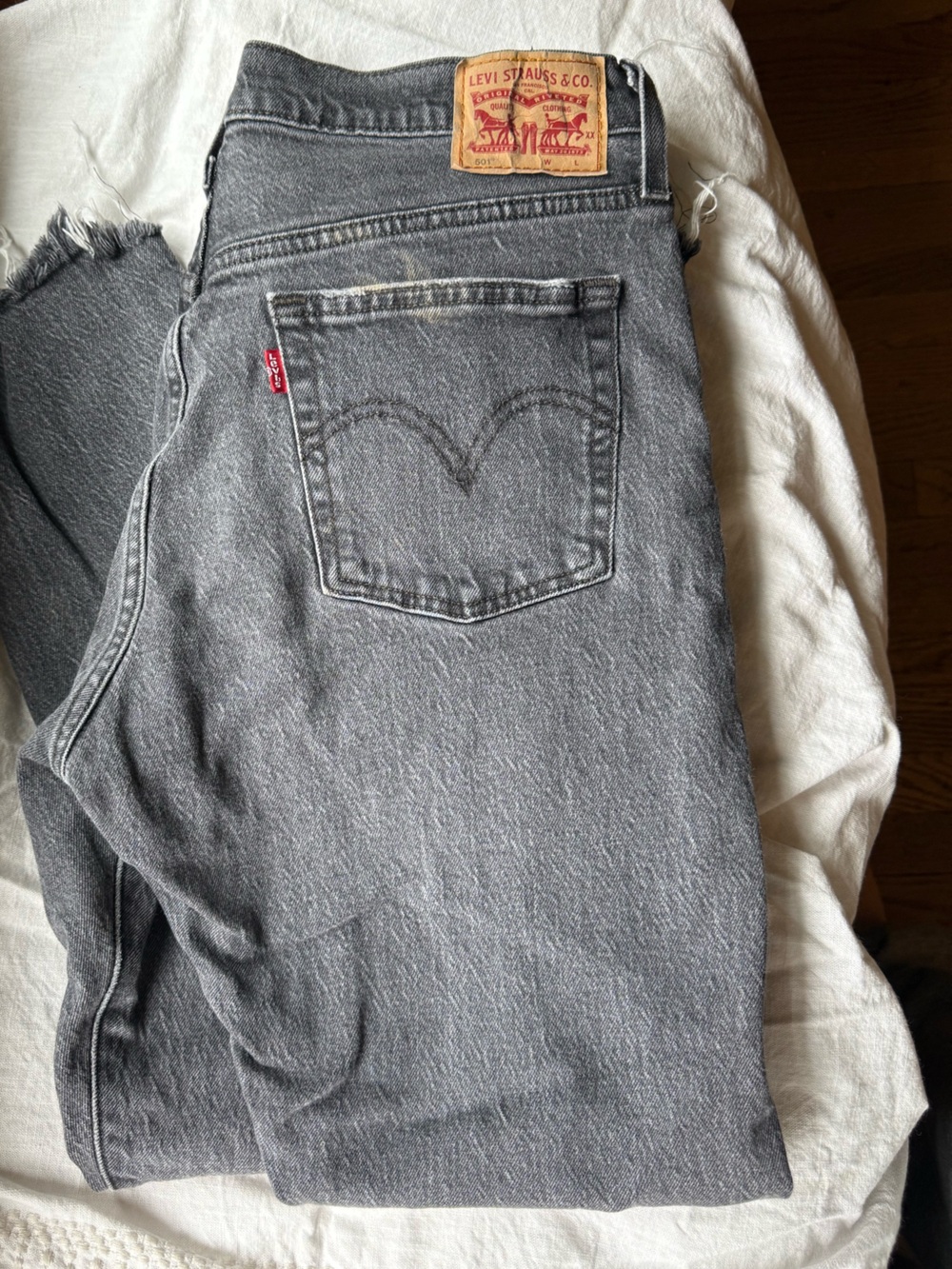 Levi's Women’s Black-Grey Straight leg Jean